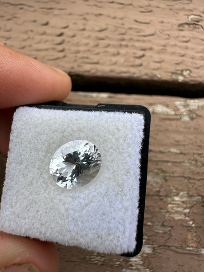 Faceted Herkimer Diamond Oval 2.31 ct, 9.5x7.9 mm