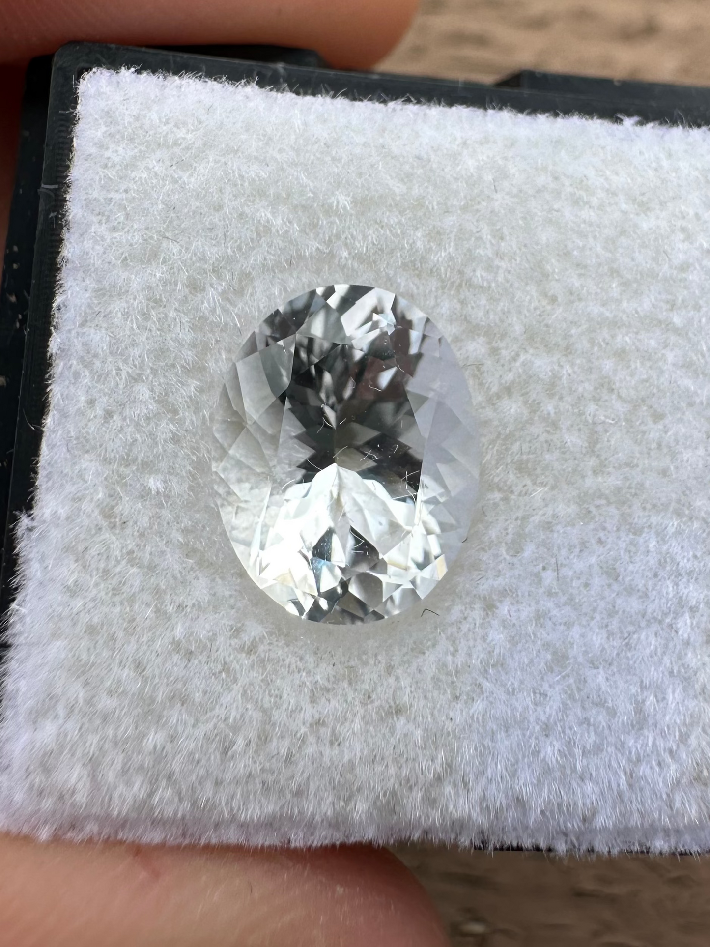 Faceted Herkimer Diamond Oval 2.96 ct, 10.6 x 8.4 mm