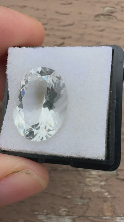 Faceted Herkimer Diamond Oval 8.56 ct, 12.1 x 16 mm